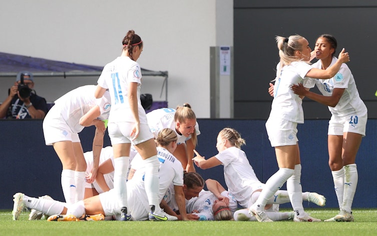 Speltips Island (D) - Frankrike (D)